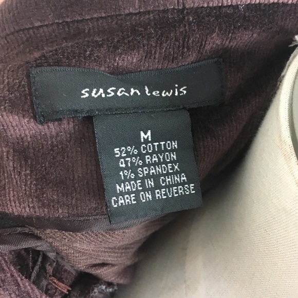 ⭐️Velvet Stunning Brown Blazer Size Medium⭐️ - Picture 5 of 5